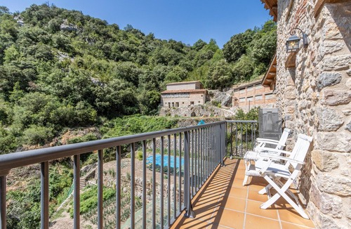 Oden Villa | Country House 'Balcón' with Lake Views, Wi-Fi, and Air Conditioning