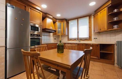 Sort Villa | Country house in Montardit de Dalt with garden and pets allowed.