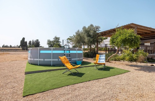 L'Aldea House | Country House 'Masía Punta L'abat' with Mountain Views, Private Pool and Terrace