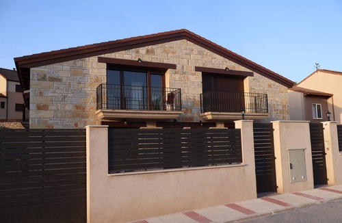 Molina de Aragon Ski Chalet | Country Villa Puerta del Gallo (Molina de Aragón–Alto Tajo)