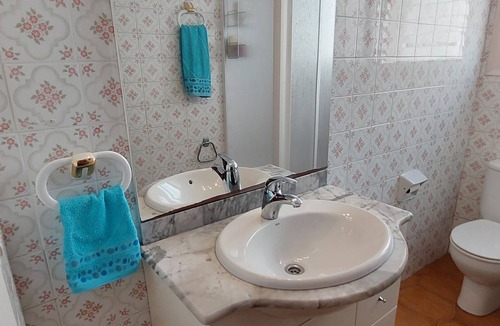 Torredembarra Apartment | Cozy Apartment, 5 min From the Beach/Bonito Apartamento a 5 min de la Playa