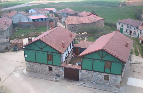 Cantoral House | Cozy Country House Valle Tosande 2 - Mountain Views & Wi-Fi