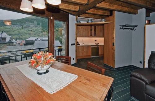Espot Villa | Cozy House near Aigüestortes Park, 6 ppl, Pets welcome