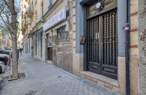 Goya Apartment | Deluxe Salamanca 2BR nr El Retiro Park, by Blueground