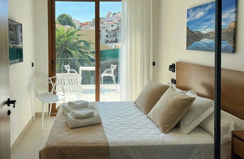 Montanejos House | Design villa with heated pool in Montanejos