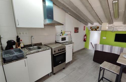 Reus Apartment | Desvan sobre edificio del siglo XVIII
