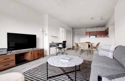 West Bellevue Apartment | Dreamy Downtown Bellevue 2BR w/W/D & Storage, near Shops, by Blueground
