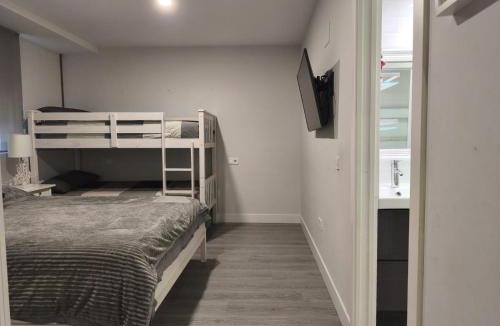 San Sebastian de los Reyes Apartment | Duplex Acogedor Maria 130mq cerca Aeropuerto-Ifema