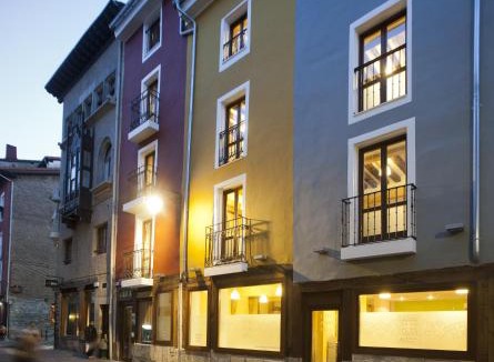 Casco Viejo Hostel | El Albergue de la Catedral