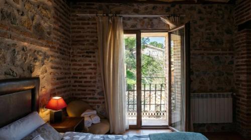 Santos de la Humosa Hotel | El Pontifical