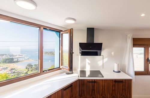 Suances House | El Rincón de Denver: Encantadora casa azul en la costa cántabra