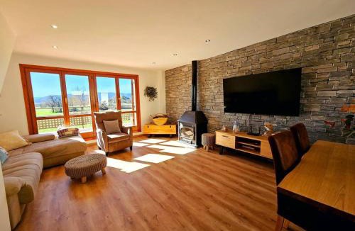Senegue House | El Rincón del Pirineo l WIFI l GARAJE l VISTAS