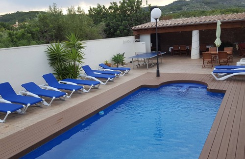 Costa Dorada Ski Chalet | ELS RACONS, Looking for a quiet and stress-free vacation?