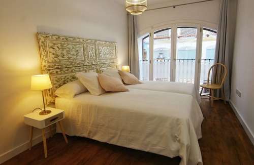 Zaragoza Old Town Apartment | ENTRESUELO A - E A - Apartamentos Almada - Plaza del Pilar