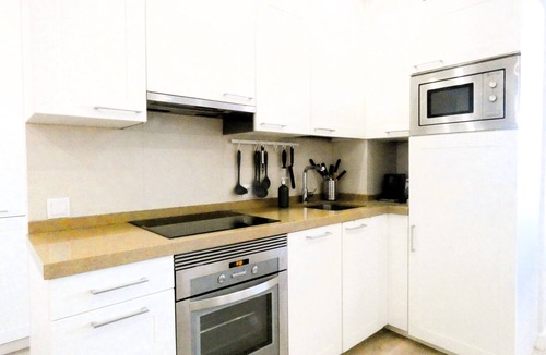 Moncloa - Arguelles Apartment | Executive apartment next to Plaza España, close to Madrid skyline