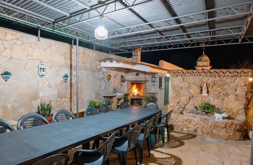 Ulldecona Villa | Finca el Placer: Private villa, swimming pool, BBQ, Chill out, ideal for groups and families.