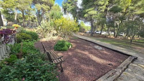 Valldemar House | Finca rural con piscina para grupos grandes