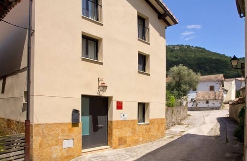 San Martin de de Amsscoa Cottage | Gailupa Rural House for 8-9 persons
