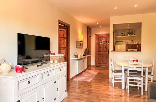 Pla de l'Ermita Apartment | Gemütliche Familienwohnung Muntanyó 1 Vall de Boí by Interhome