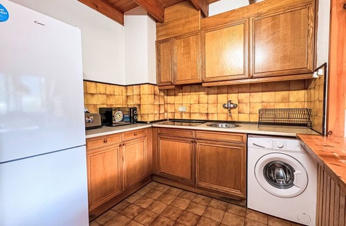 Pla de l'Ermita Apartment | Geräumige Maisonette mit Kamin Isard 2 Vall de Boí by Interhome