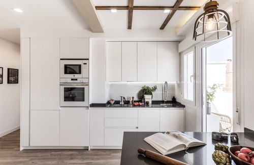 Cuatro Caminos Apartment | Gerri - 2 bedrooms and terrace in Ríos Rosas