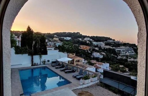 Mar Azul Villa | Gorgeous 4-bedroom Villa, Javea, Portixol