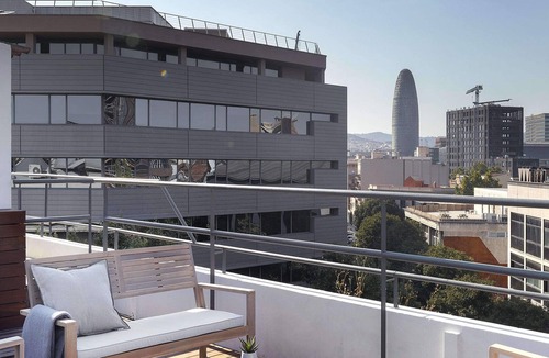 La Vila Olimpica del Poblenou Apartment | Grand Oasis | Bright 2 Bedroom in Poble Nou