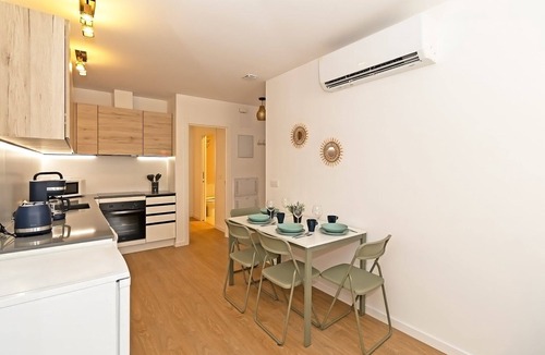 La Malva-rosa Apartment | GuestReady - Modern flat 5 minutes from the beach