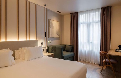 Milla de Oro Hotel | H10 Puerta de Alcalá 4 Sup
