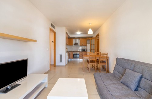 Torredembarra Apartment | Holiday Apartment "Torredembarra" near Beach with Shared Pool & Wi-Fi