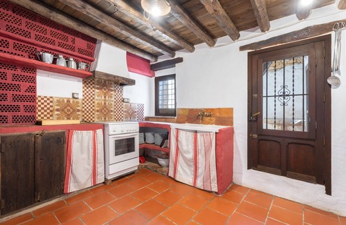 La Torre d'En Besora House | Holiday Home 'Moli Colomer' with Mountain Views, Shared Pool and Private Terrace