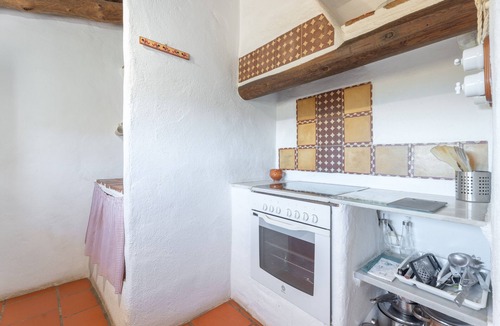 La Torre d'En Besora House | Holiday Home 'El Cup' with Mountain Views, Shared Pool & Private Terrace