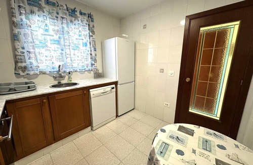 Benicarlo House | Holiday Home 'Adosado Mar i Pins' with Private Terrace, Garden and Wi-Fi