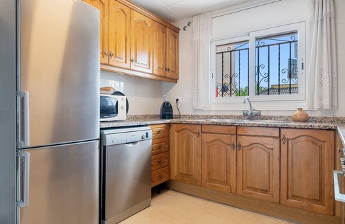 Creixell House | Holiday Home 'Creixell' with Private Terrace, Private Garden and Balcony