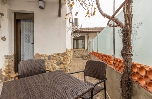 Sediles House | Holiday Home 'El Cierzo De Sediles' with Mountain Views, Wi-Fi & Air Conditioning