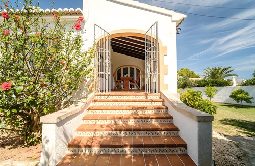 El Tosalet House | Holiday Home 'Hermosa Casa Rústica' with Mountain Views, Wi-Fi and Air Conditioning