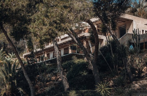Sant Josep de sa Talaia House | Holiday Home 'Villa Jumali' with Sea View, Wi-Fi and Air Conditioning