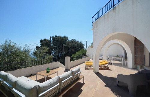 Aiguablava Apartment | Holiday rental apartment with swimming pool in Begur, Sa Tuna