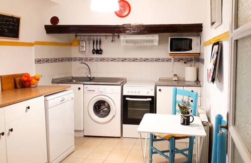 El Poyo del Cid House | Homerez - House in El Poyo del Cid