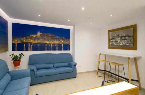 Ibiza City Centre House | Hostal Costa Blanca
