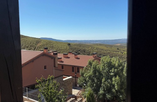 Berzosa del Lozoya House | House in the mountains