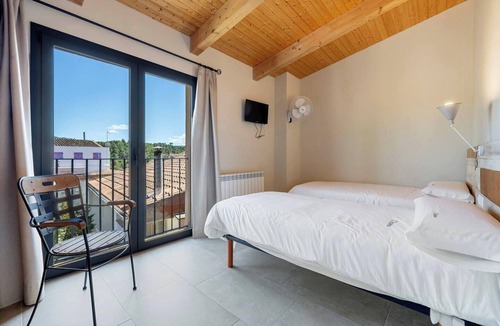Rocafort de Queralt House | House with indoor pool on the Cistercian Route