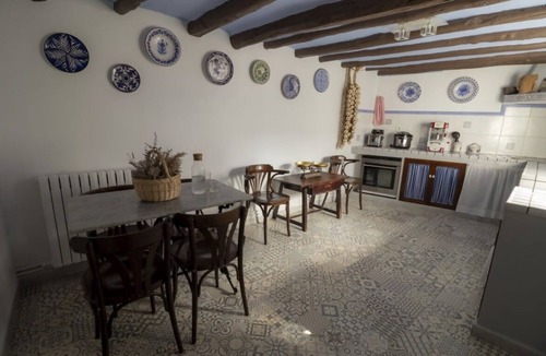 Lagata Cottage | House with jacuzzi and sauna ideal for relaxing in a small village of 100 inhabitants.