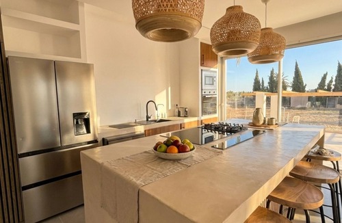 Elche House | Ibiza-style designer villa · Private pool · 5 min from the beach, 15 min airport