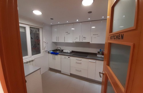 Primer Ensanche Apartment | In the center of Pamplona, La Taconera.