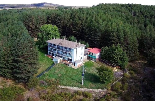 Navarredonda de Gredos Apartment | Ländliche Finca "La Vista de Gredos II" by Interhome