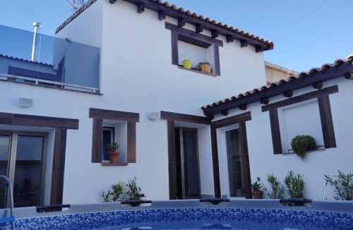 Casas de Ves House | La BUHARDILLA DE CHARLIN