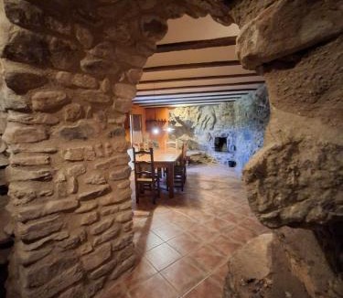 Anon de Moncayo House | La Casa del Arco