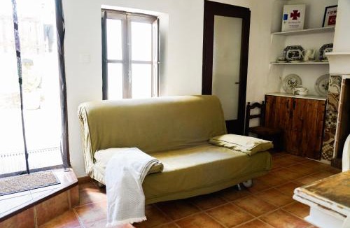 El Berro House | La Casa del Maestro