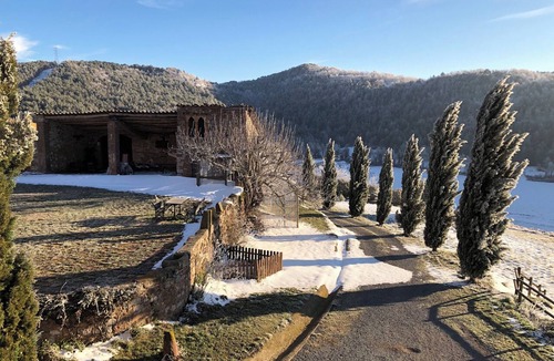 Moia Cottage | "La Fleca": Accommodations with a Catalan vaulted ceiling